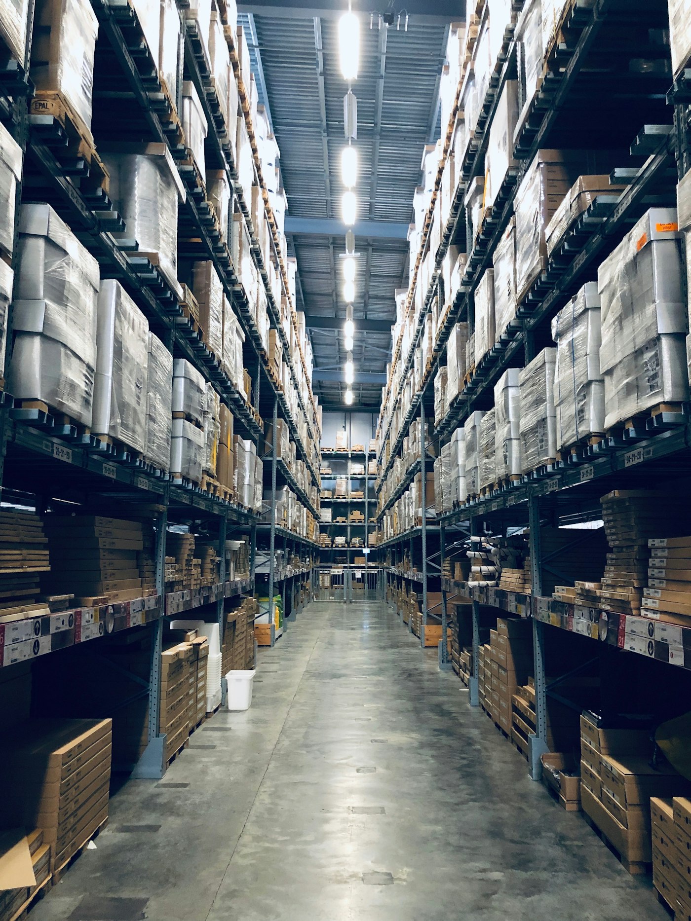 仓储作业现场通道示意